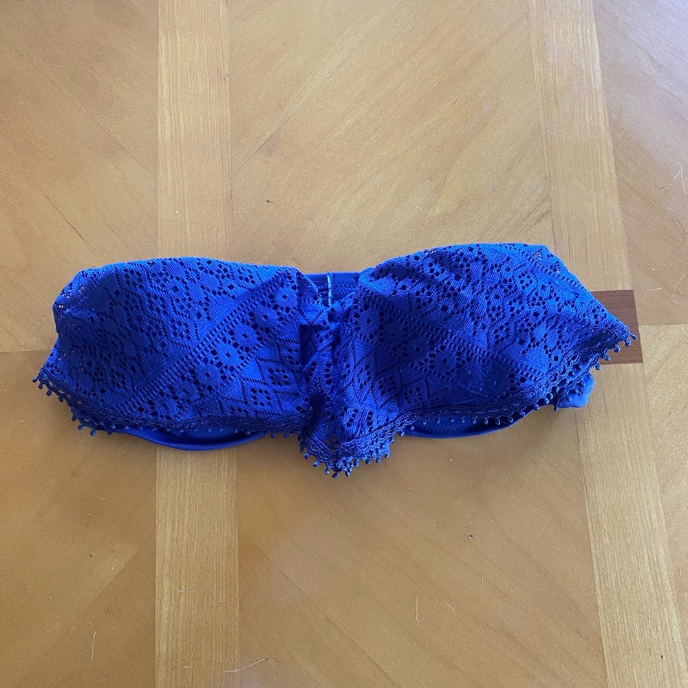 Blue bandeau bathing suit bikini top strapless